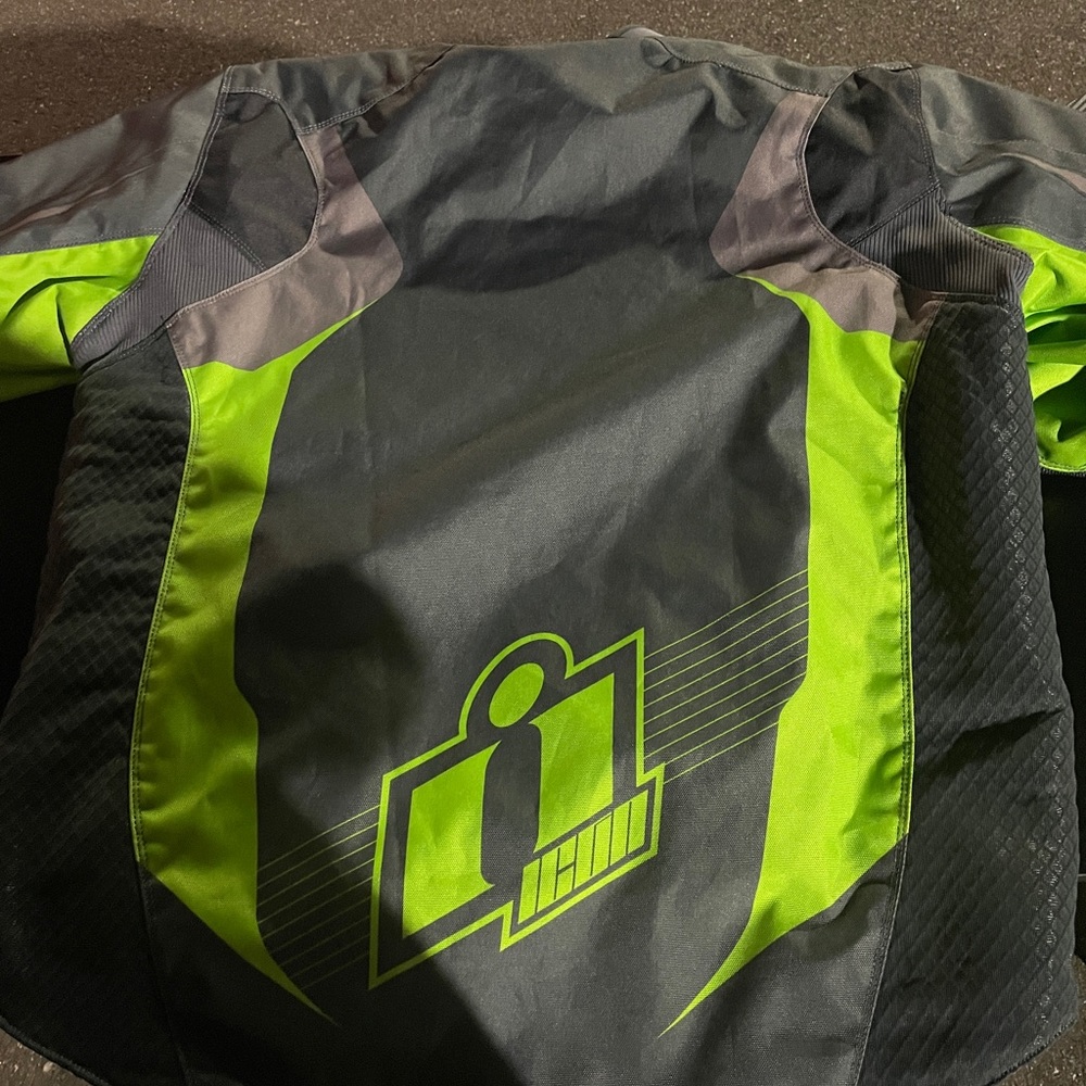 Icon Motorcycle jacket - Picture 2 of 2